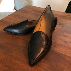 Black Everlane “Modern Point” Flats